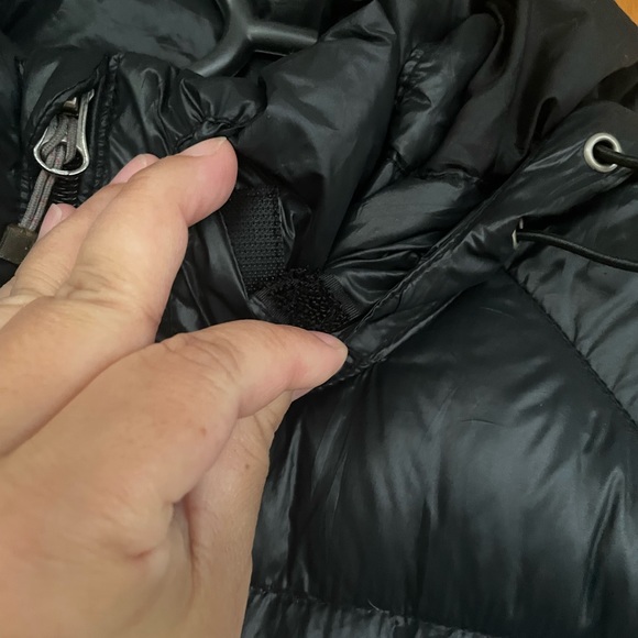 The north face summit series puffer jacket. Size XL. Used - Picture 11 of 12